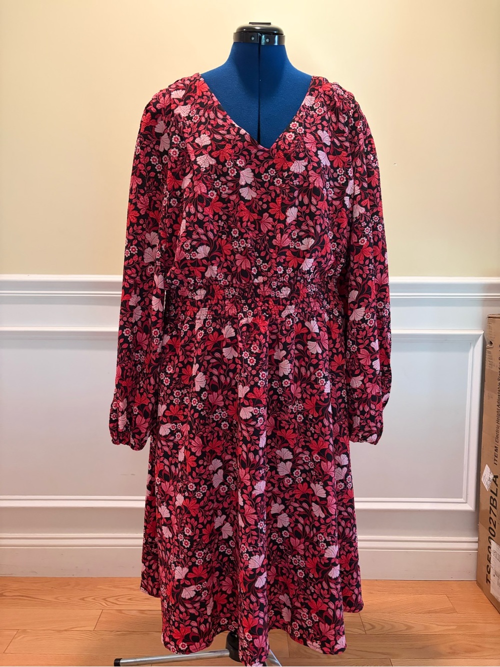 Draper James Red and Pink Floral V-Neck Long Sleeve Dress